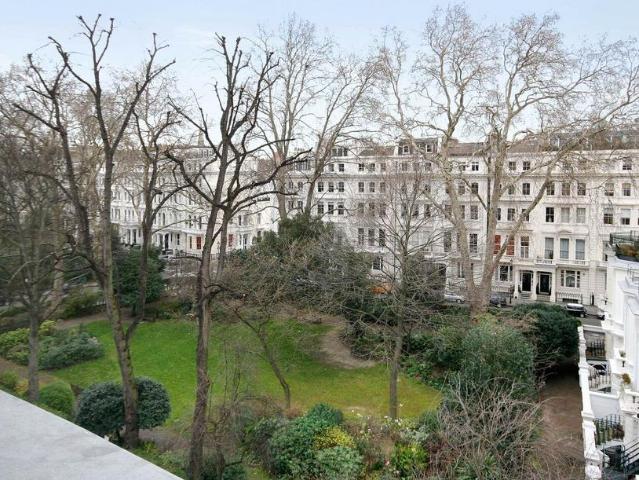 House for rent in South Kensington, Greater London