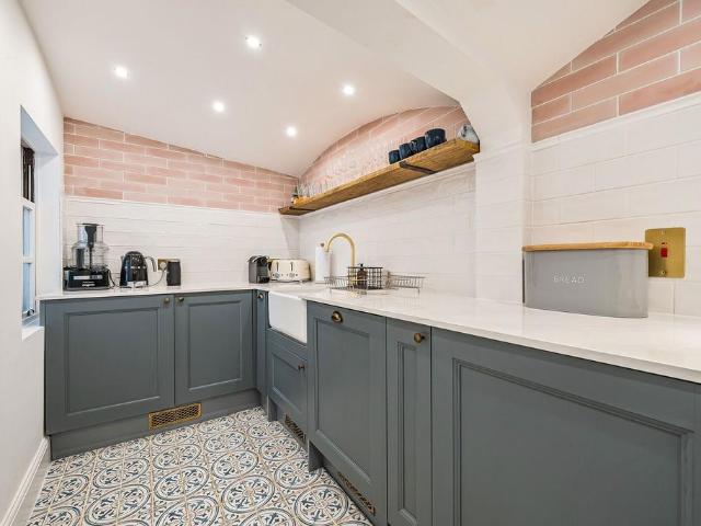 Apartment for rent in South Kensington, Greater London
