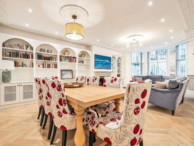 Apartment for rent in South Kensington, Greater London