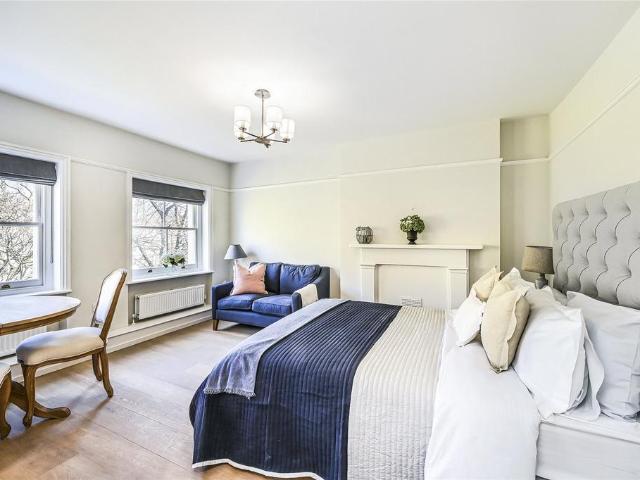 House for rent in South Kensington, Greater London