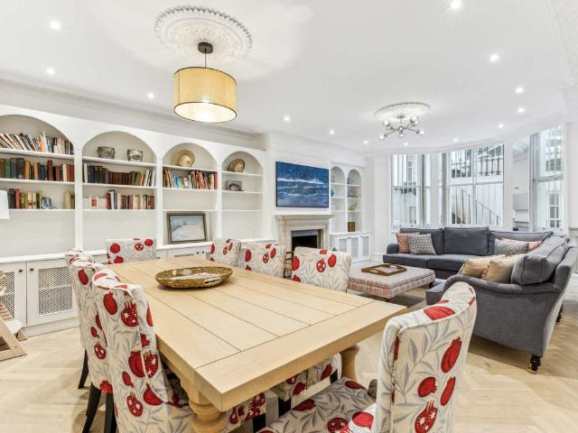 Apartment for rent in South Kensington, Greater London