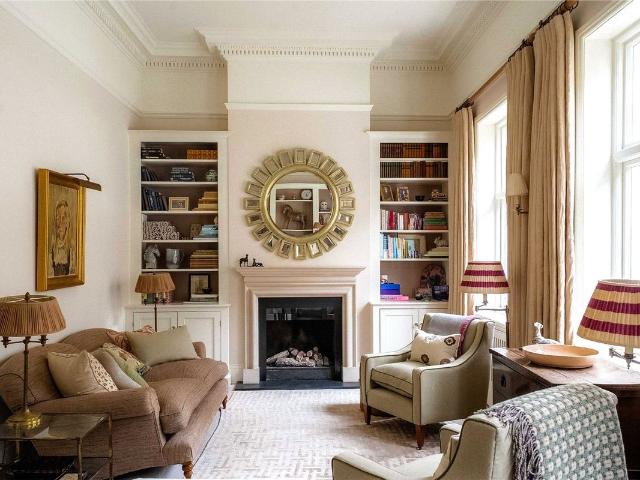 Apartment for rent in South Kensington, Greater London