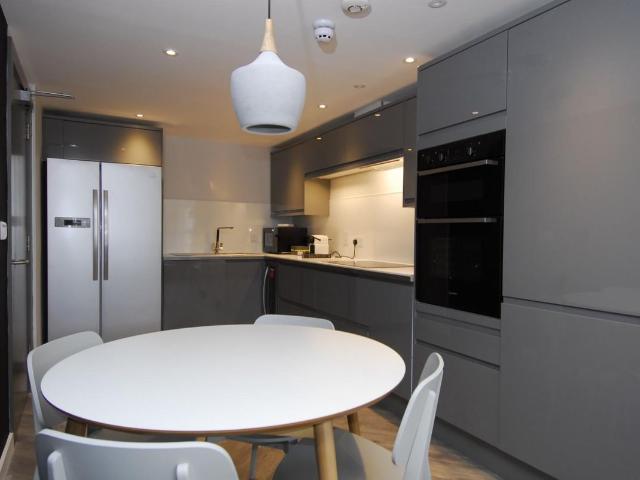 Apartment for rent in Pennycomequick, Mount Wise