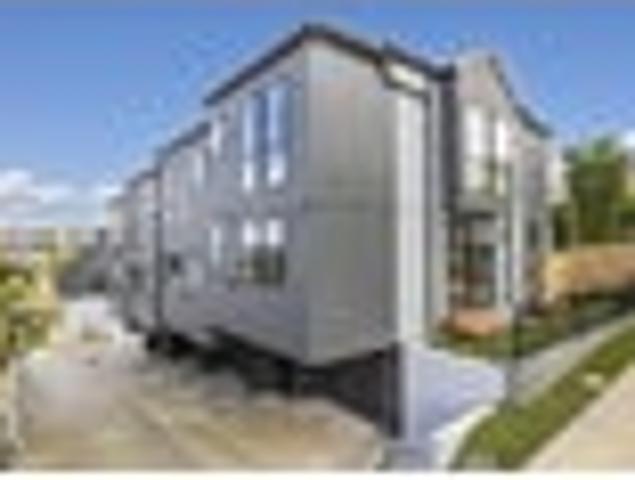 House for sale in Royal Oak