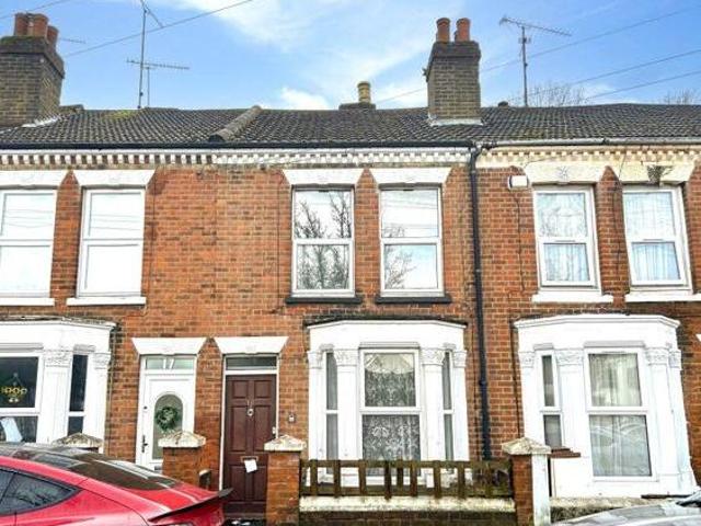House for sale in Brompton, Gillingham