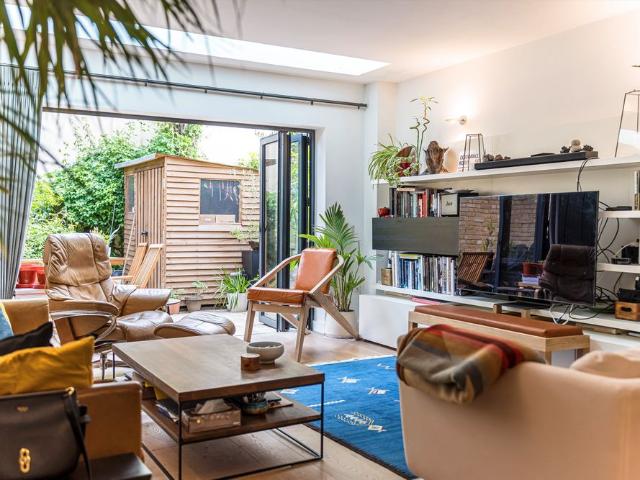 Townhouse for rent in South Bank, Greater London