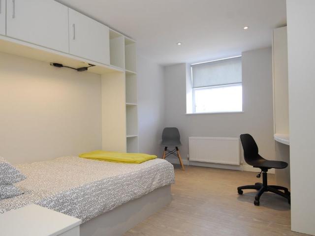 Apartment for rent in Pennycomequick, Mount Wise