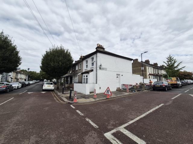 House for rent in Lower Edmonton, Greater London