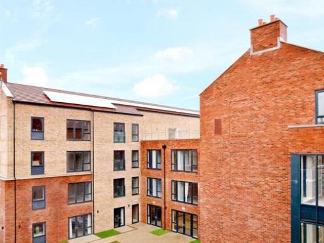 House for sale in Buckingham, Buckinghamshire