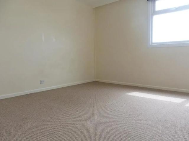 House for rent in Rowner, Middlecroft