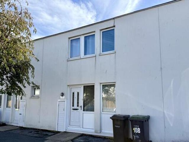 House for sale in Rowner, Middlecroft