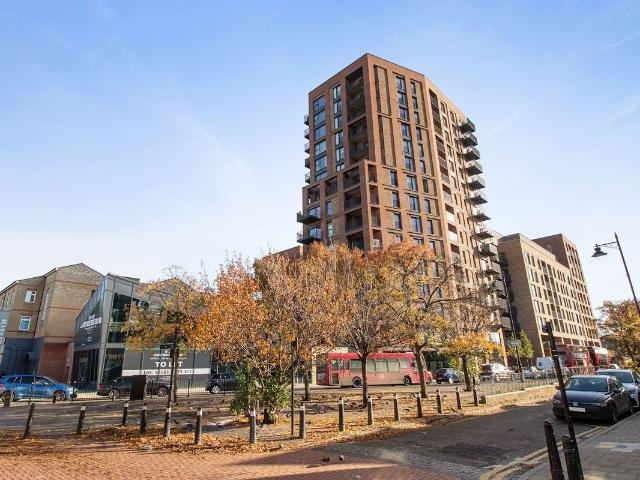 House for rent in Plashet, Greater London