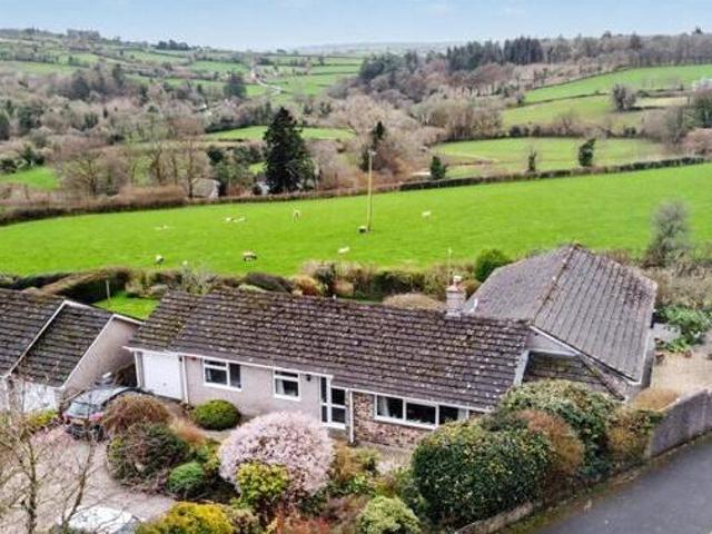 House for sale in Strode, Devon