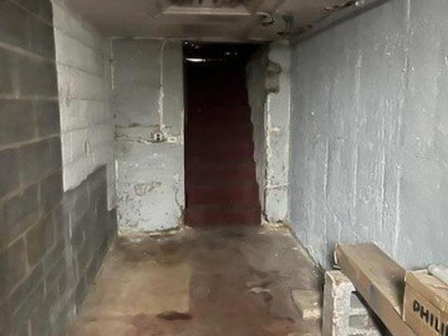 House for sale in Queens, Arverne