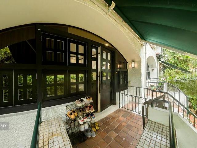 Condominium for sale in Holland