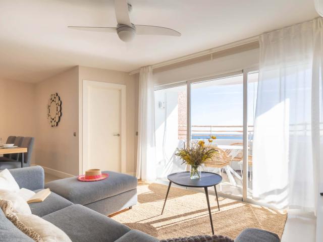 Apartamento en alquiler en Artola, Costa del Sol Occidental