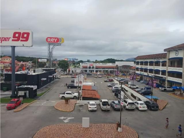 Local Comercial alquiler en Chamé