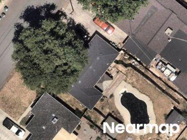 House for sale in Redding