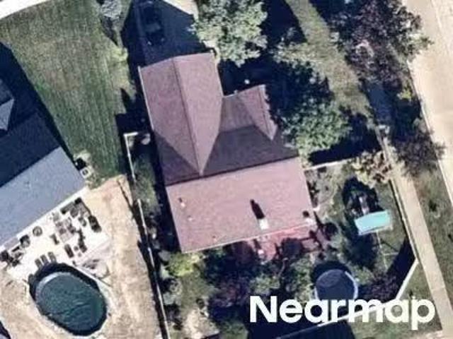 House for sale in Lincoln Park