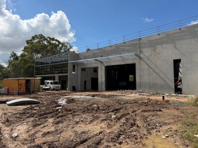 Warehouse for rent in Toombul, Queensland