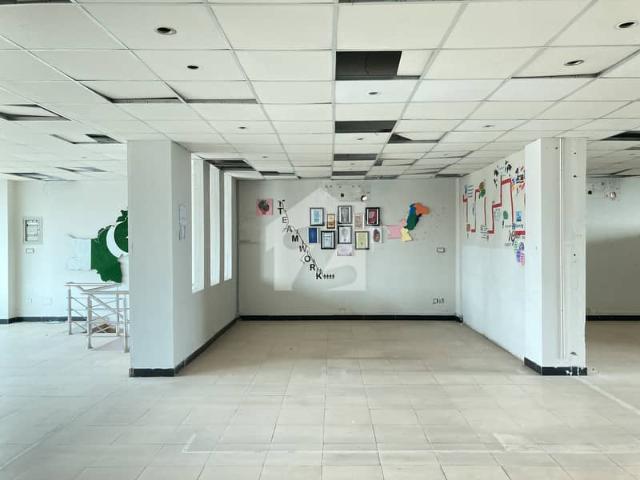 Building for rent in Islamabad