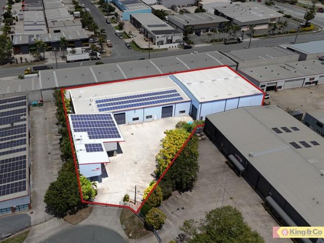 Warehouse for rent in Toombul, Queensland