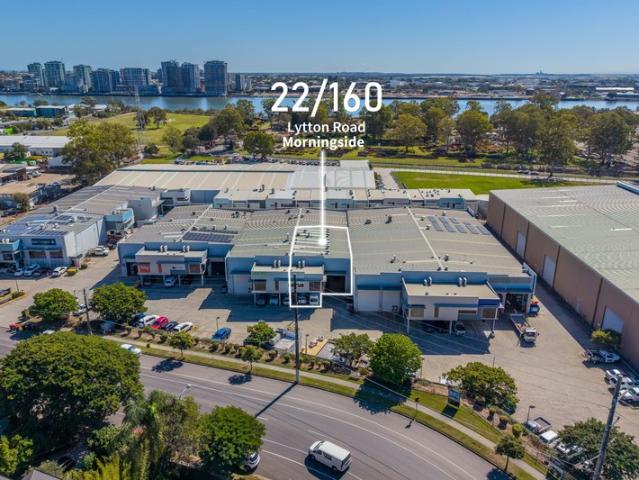 Warehouse for rent in Toombul, Queensland