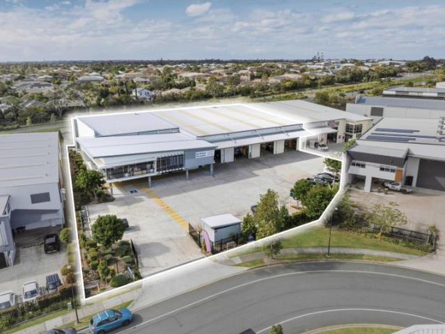 Warehouse for rent in Toombul, Queensland