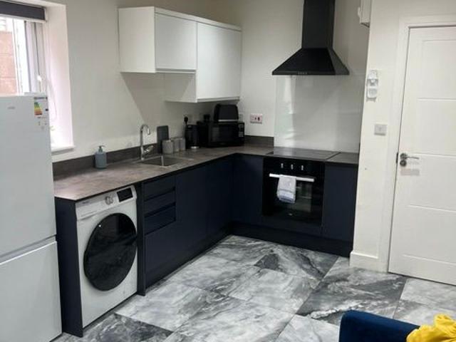 Apartment for rent in Falcon Lodge, Wales