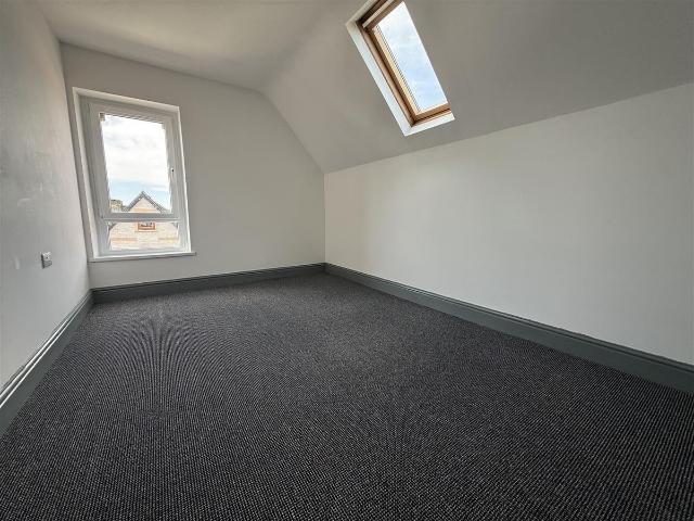 Apartment for rent in Falcon Lodge, Wales