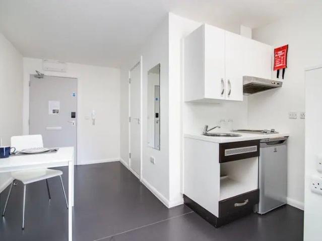 Studio for rent in Digbeth, West Midlands