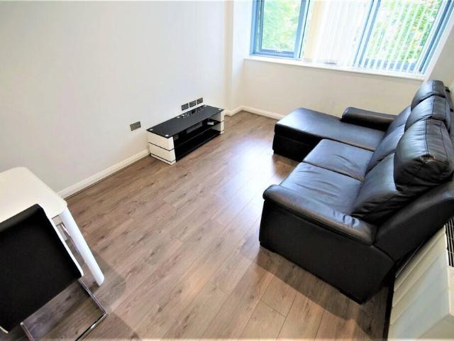 Apartment for rent in Spon End, West Midlands