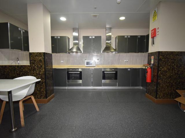 Room for rent in Spon End, West Midlands