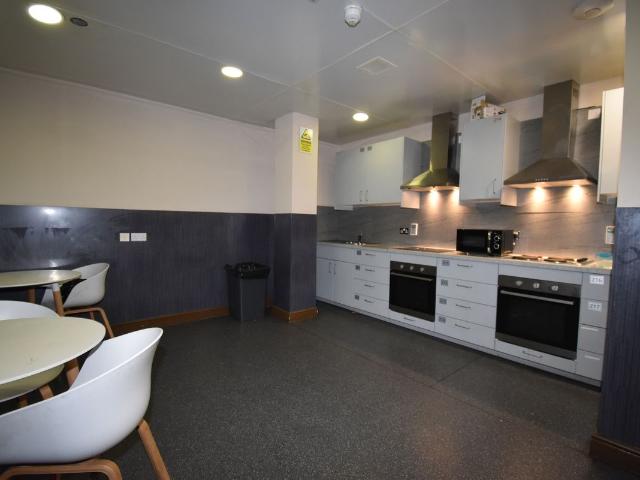 Room for rent in Spon End, West Midlands