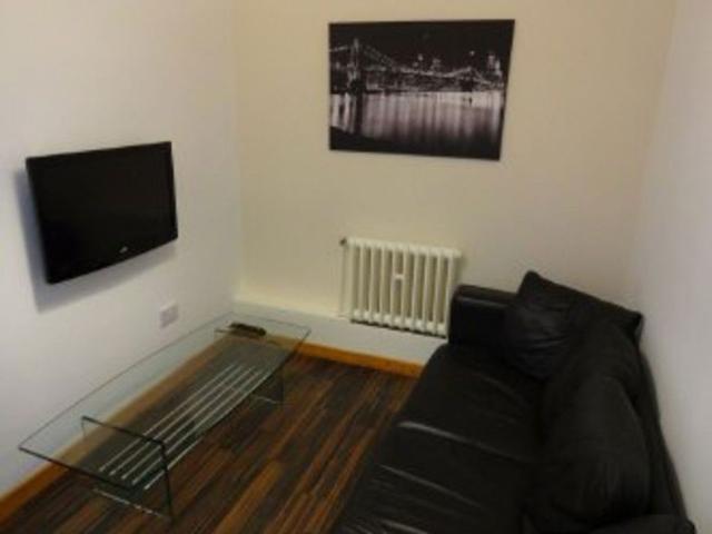 Apartment for rent in Spon End, West Midlands
