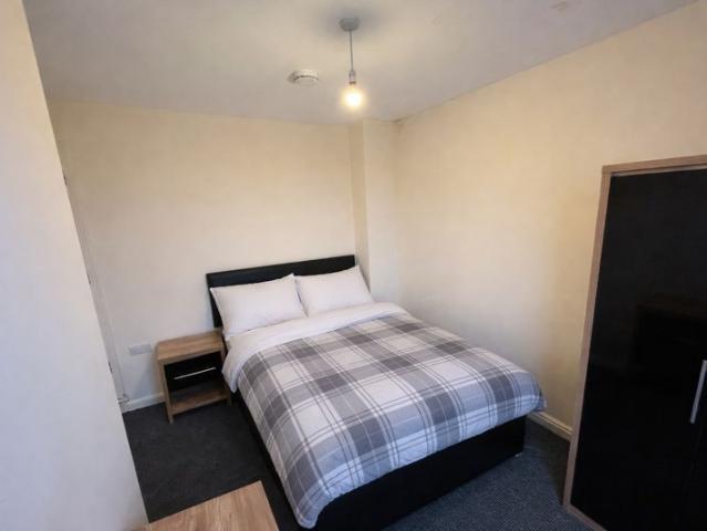 Room for rent in Potters Corner, East Midlands