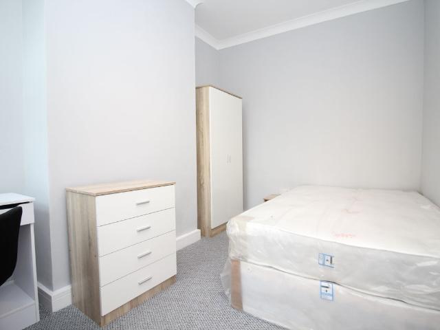 House for rent in Stoke, Stoke-on-Trent