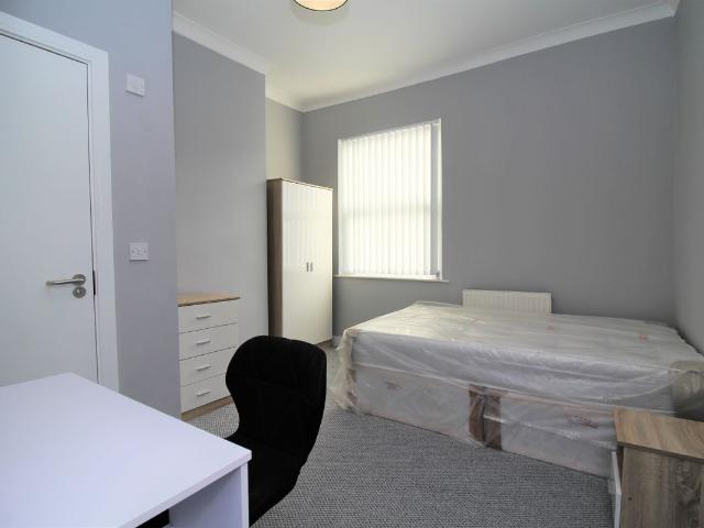 House for rent in Stoke, Stoke-on-Trent