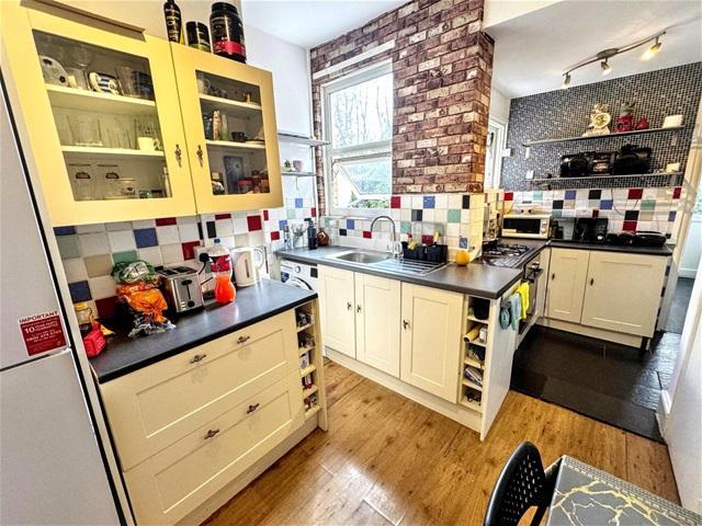 Apartment for rent in Mill Meads, Greater London