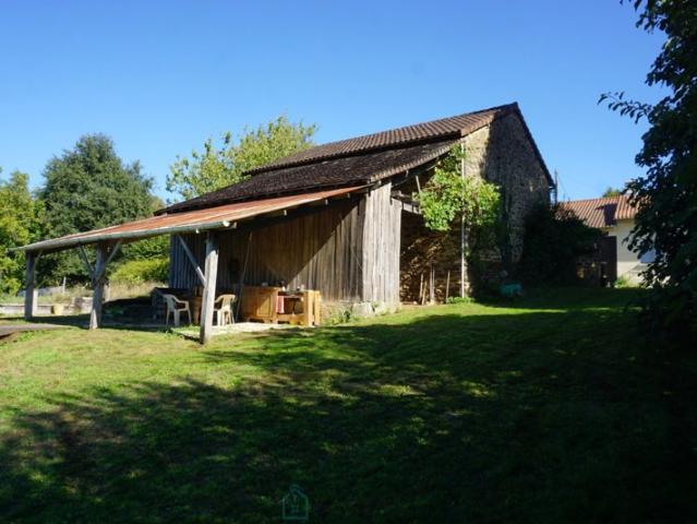 Maison vente à Nontron, Thiviers