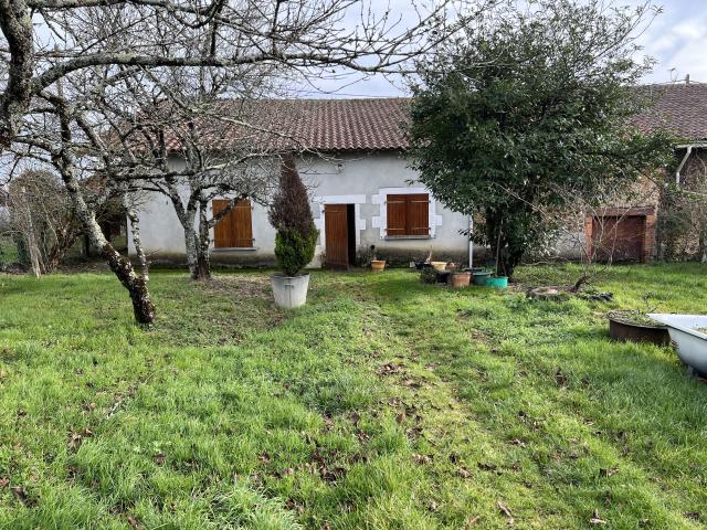 Ferme vente à Confolens, Tessonnière