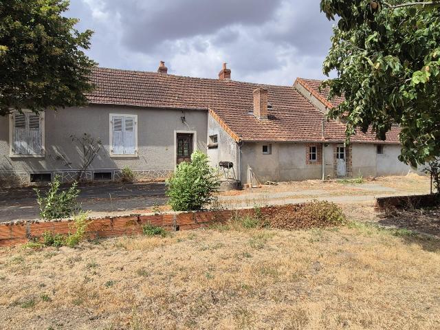 Ferme vente à La Châtre, Saint-christophe-en-boucherie