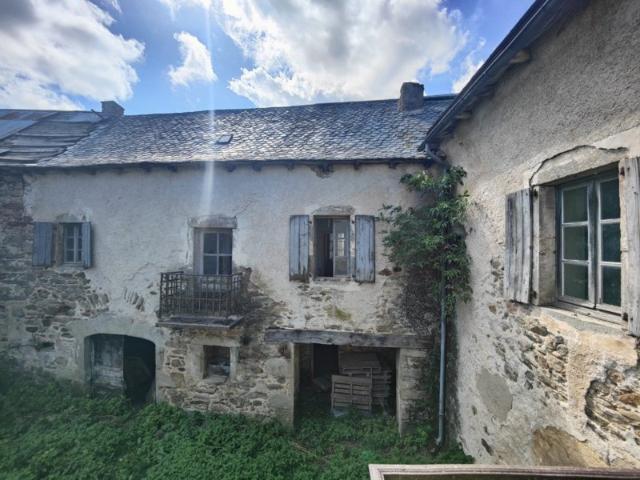 Maison vente à Villefranche-de-Rouergue, Castanet