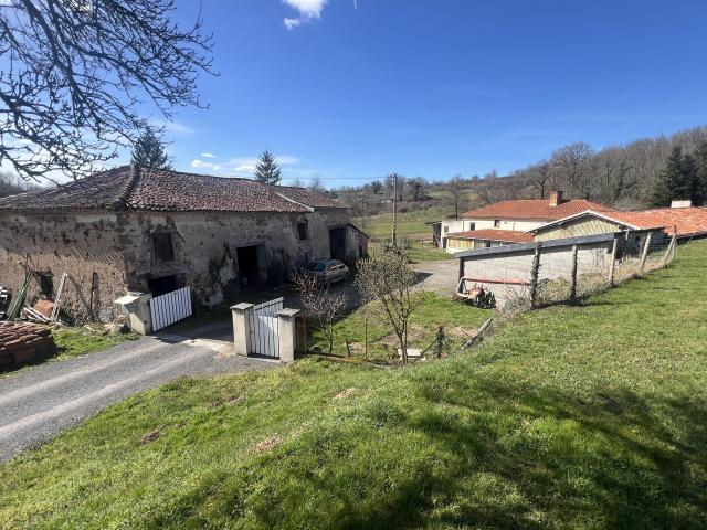 Ferme vente à Confolens, Abzac