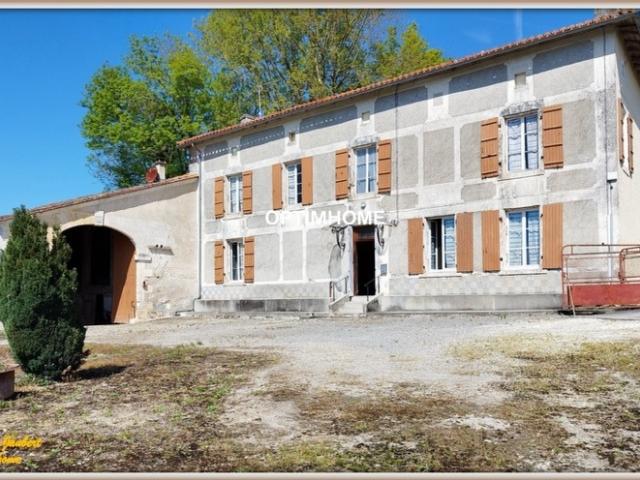 Ferme vente à Cognac, Barbezieux-saint-hilaire