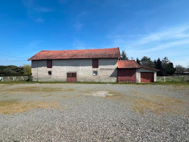 Ferme vente à Montbrison, Civens