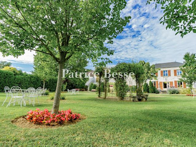 Ferme vente à Fontainebleau, Montcourt-fromonville