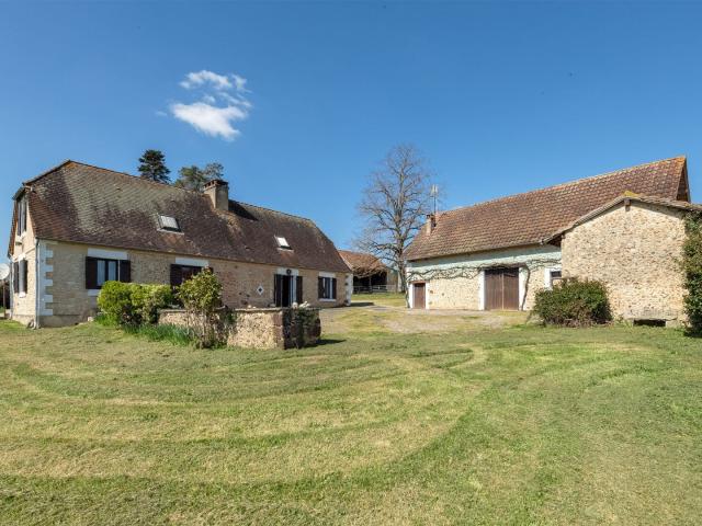 Ferme vente à Font Rigoulène, Saint-Geyrac