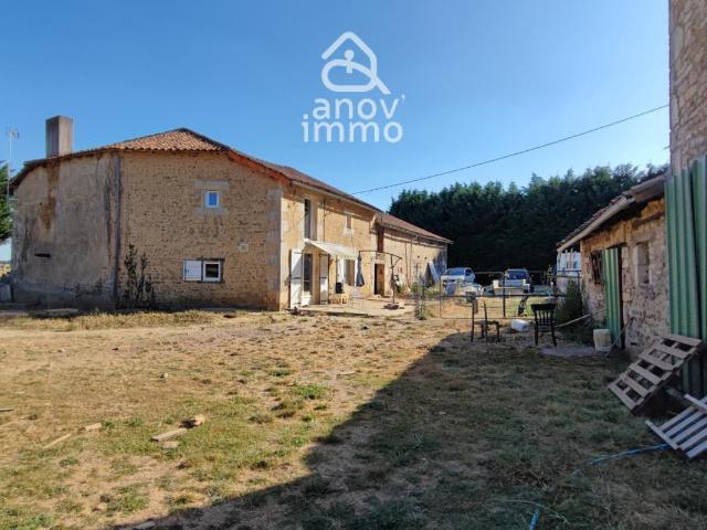 Ferme vente à Montmorillon, Savigné