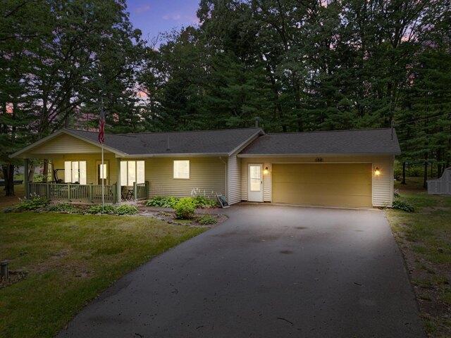 House for sale in Houghton Lake, Michigan